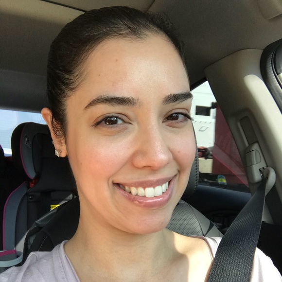 Meet your Posher, Belinda - Picture 1 of 1